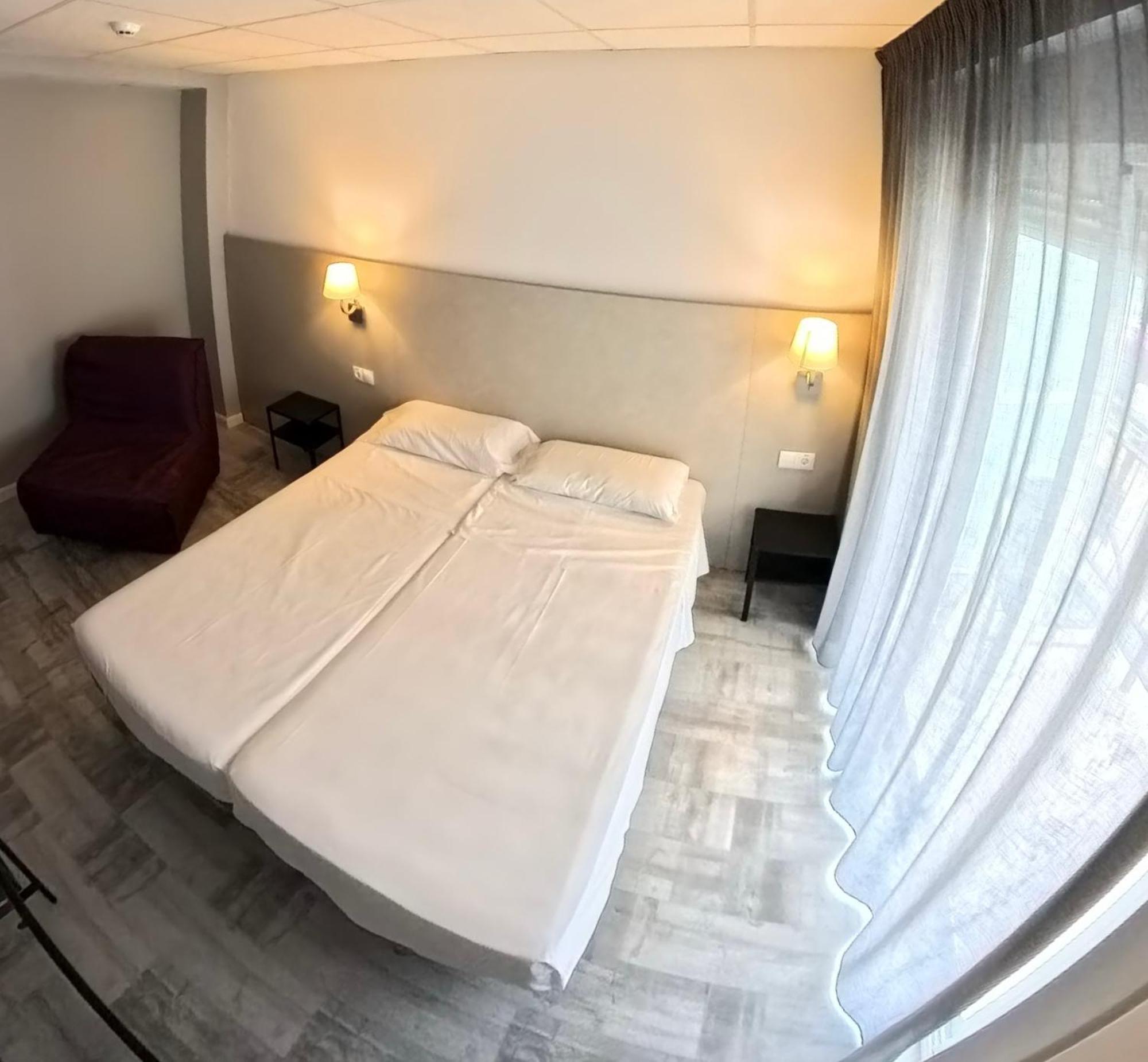 Hotel Bed And Breakfast Benidorm Benidorm